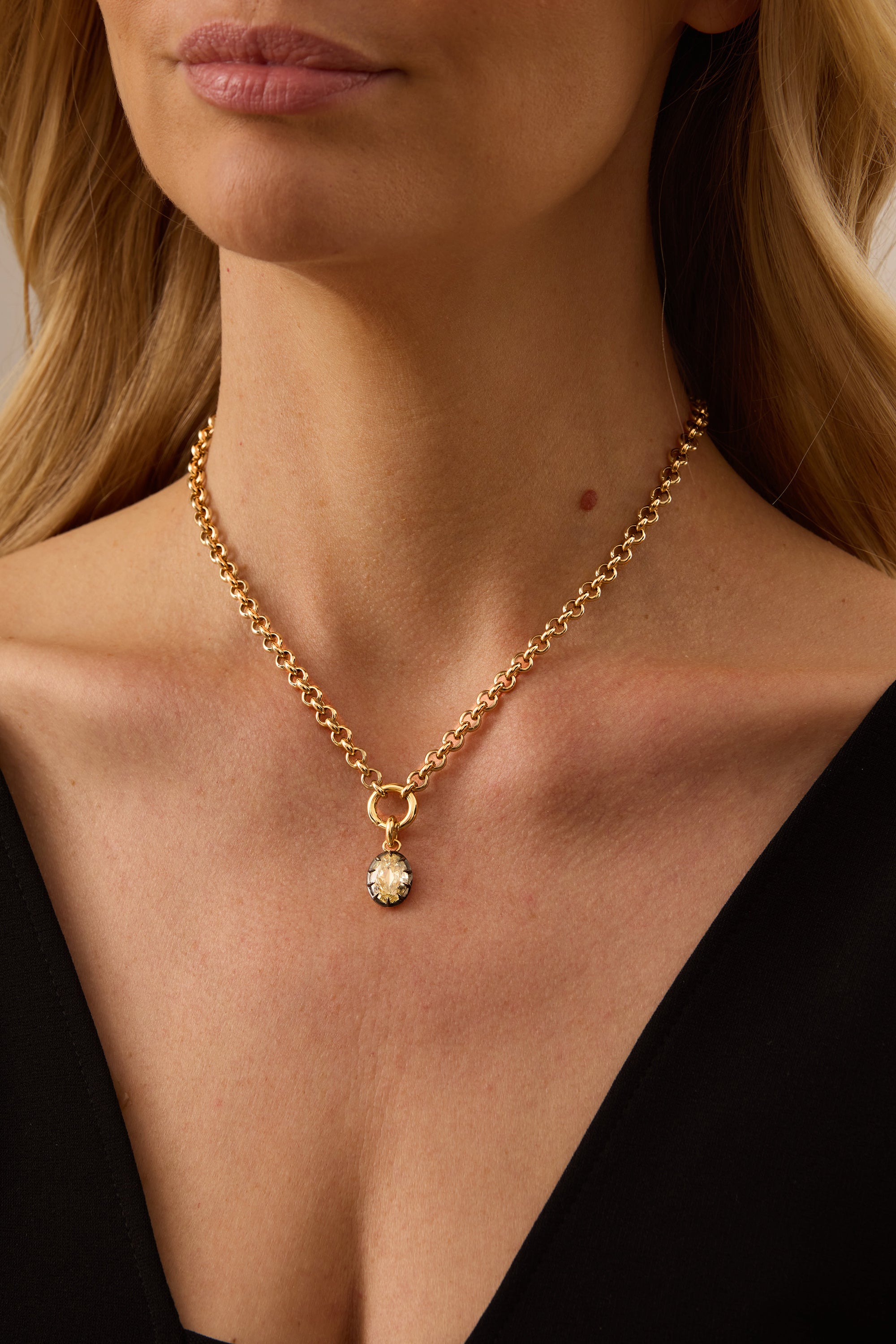 Essence Gold & Diamond Oval Charm Rollo Chain Necklace
