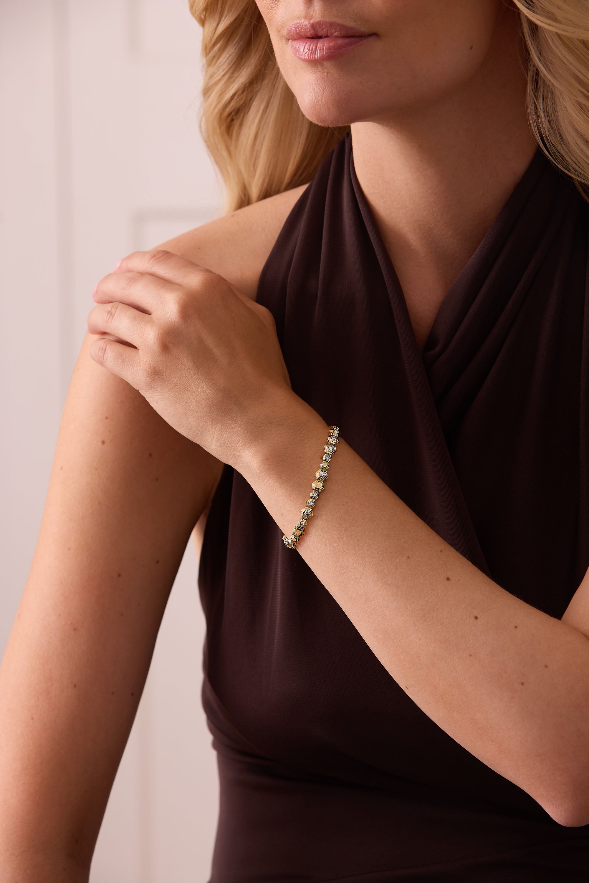 Honey Comb Gold & Diamond Partial Bracelet