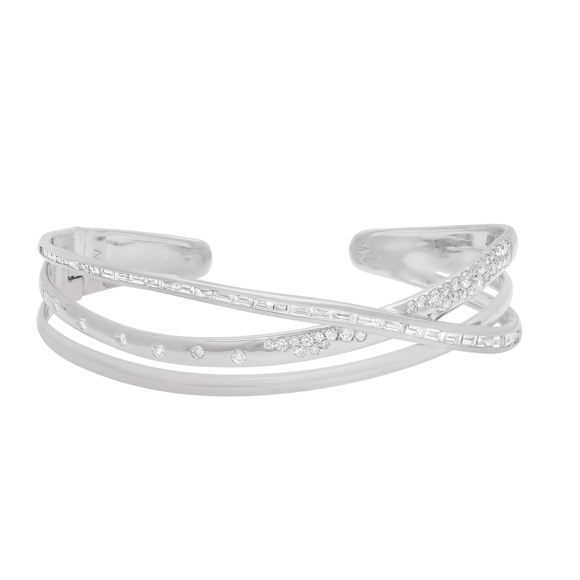 Papua Gold & Diamond Crossover Bangle Cuff