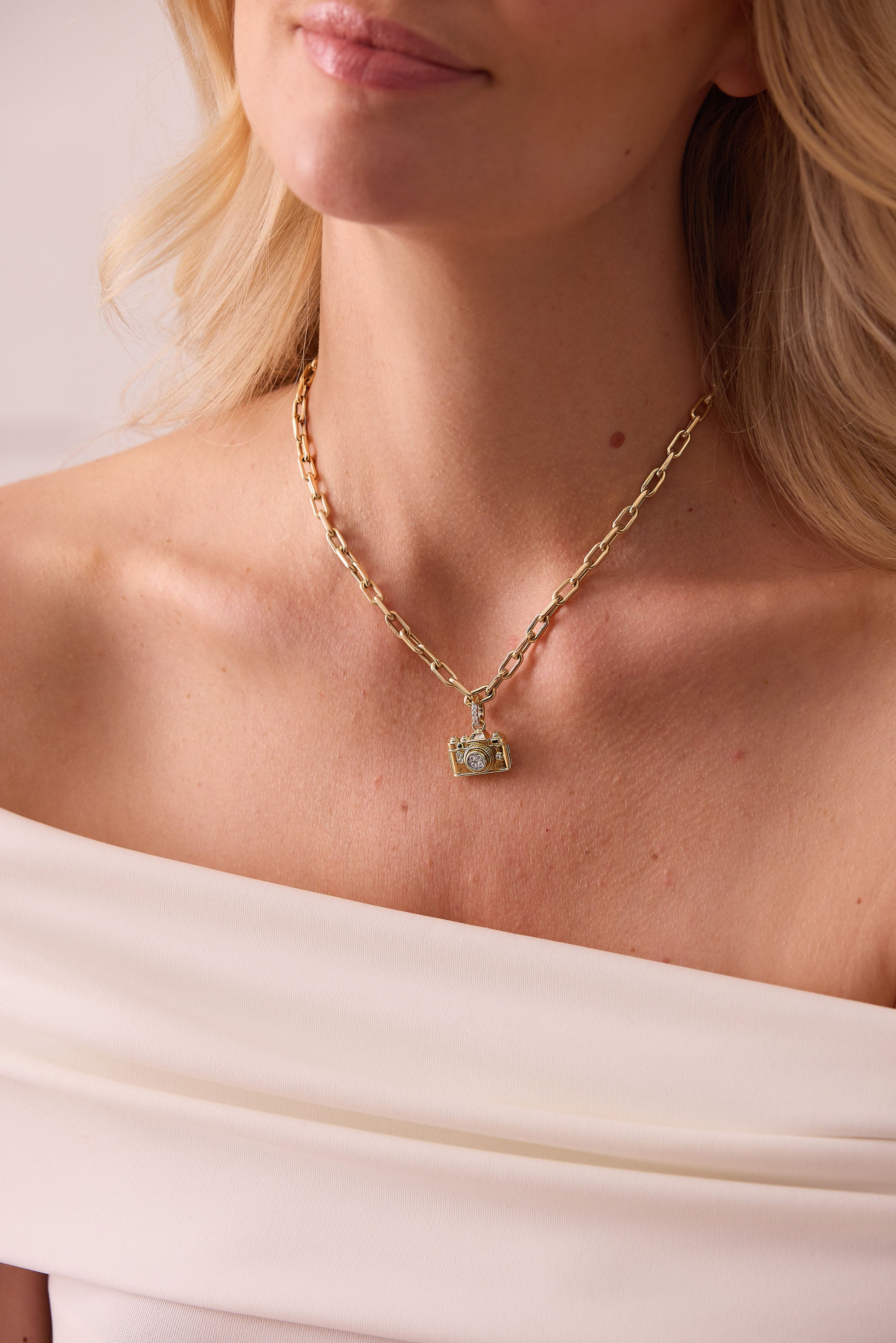 Papua Gold & Diamond Camera Charm