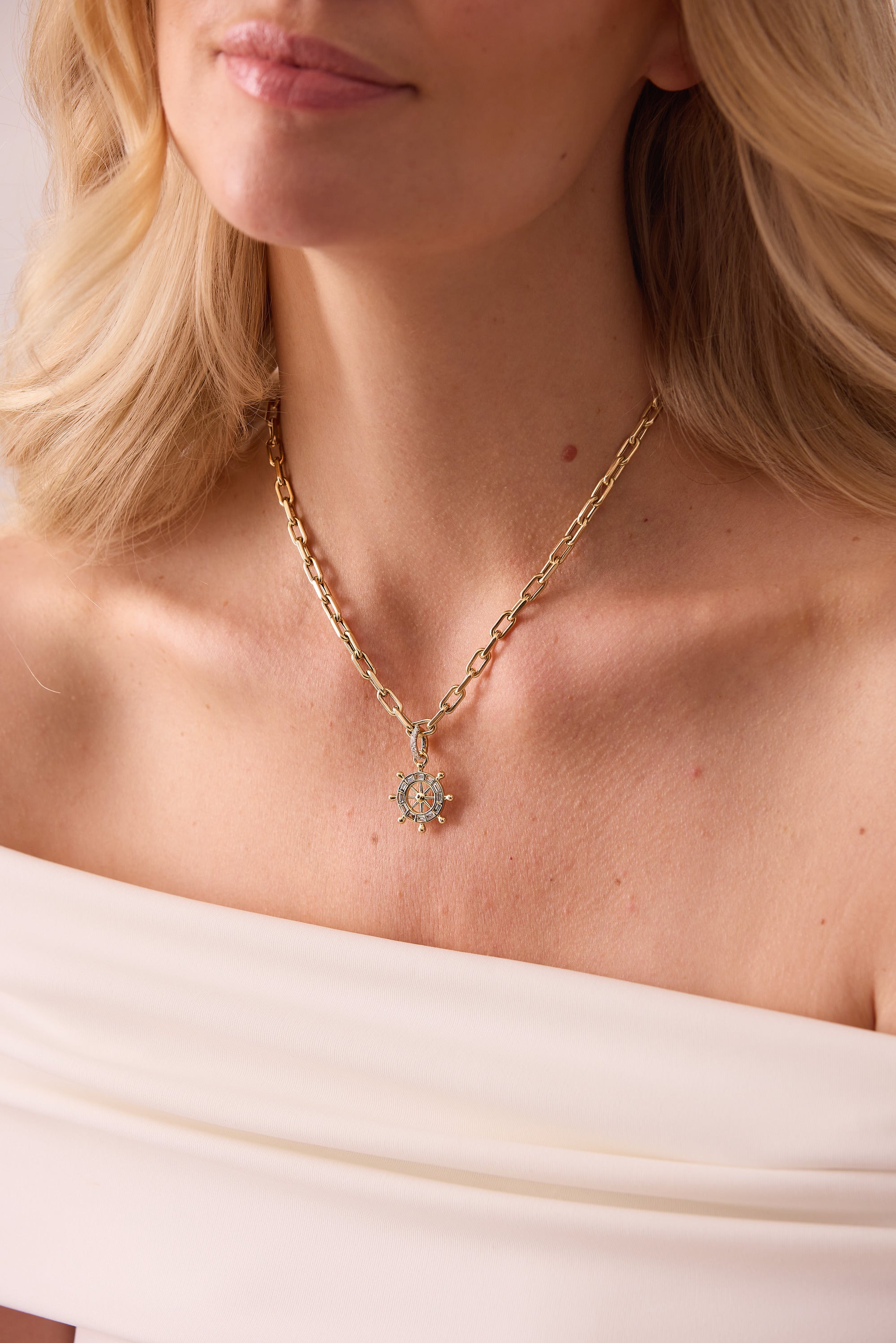 Papua Gold & Diamond Captains Wheel Charm