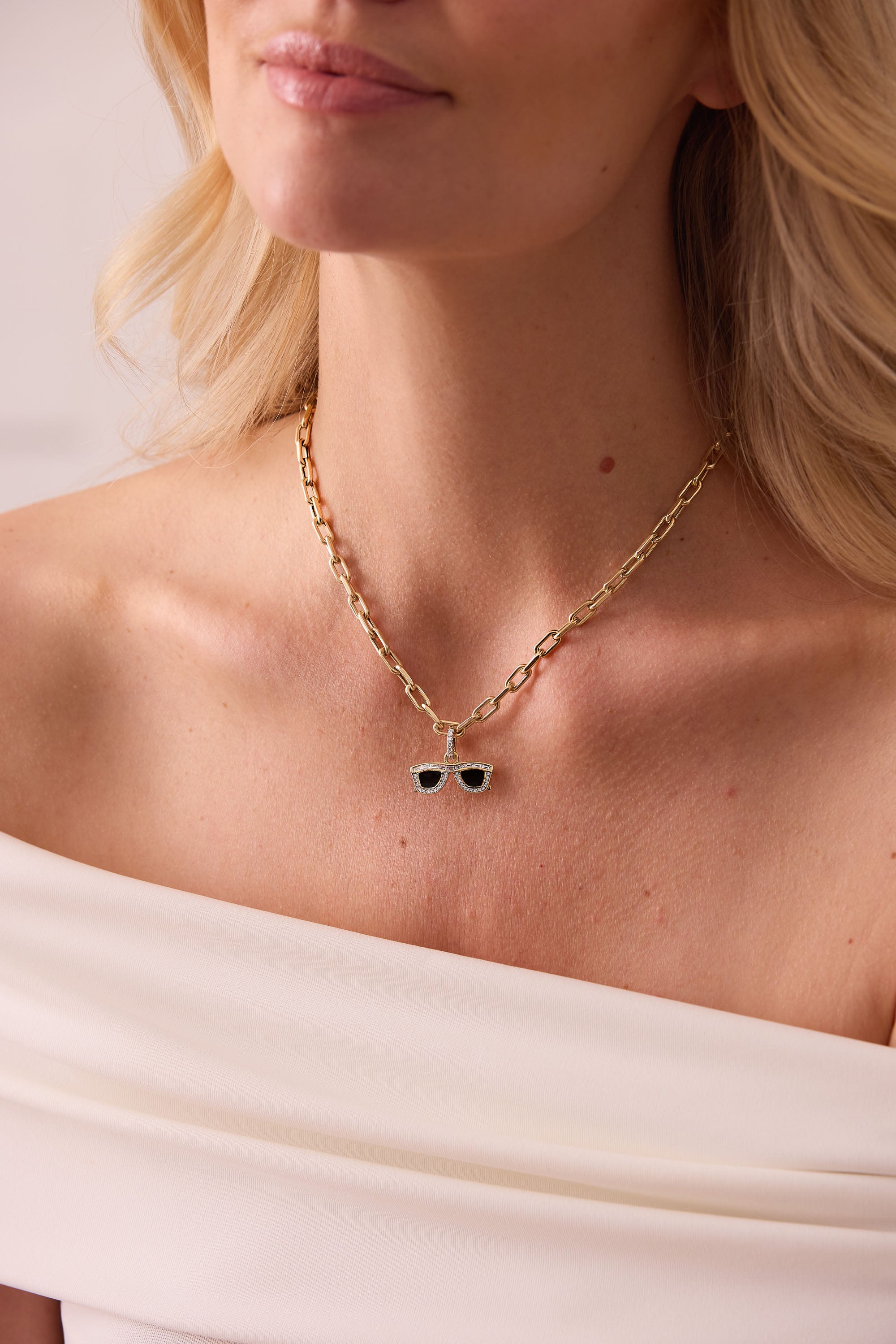 Papua Gold & Diamond Sunglasses Charm