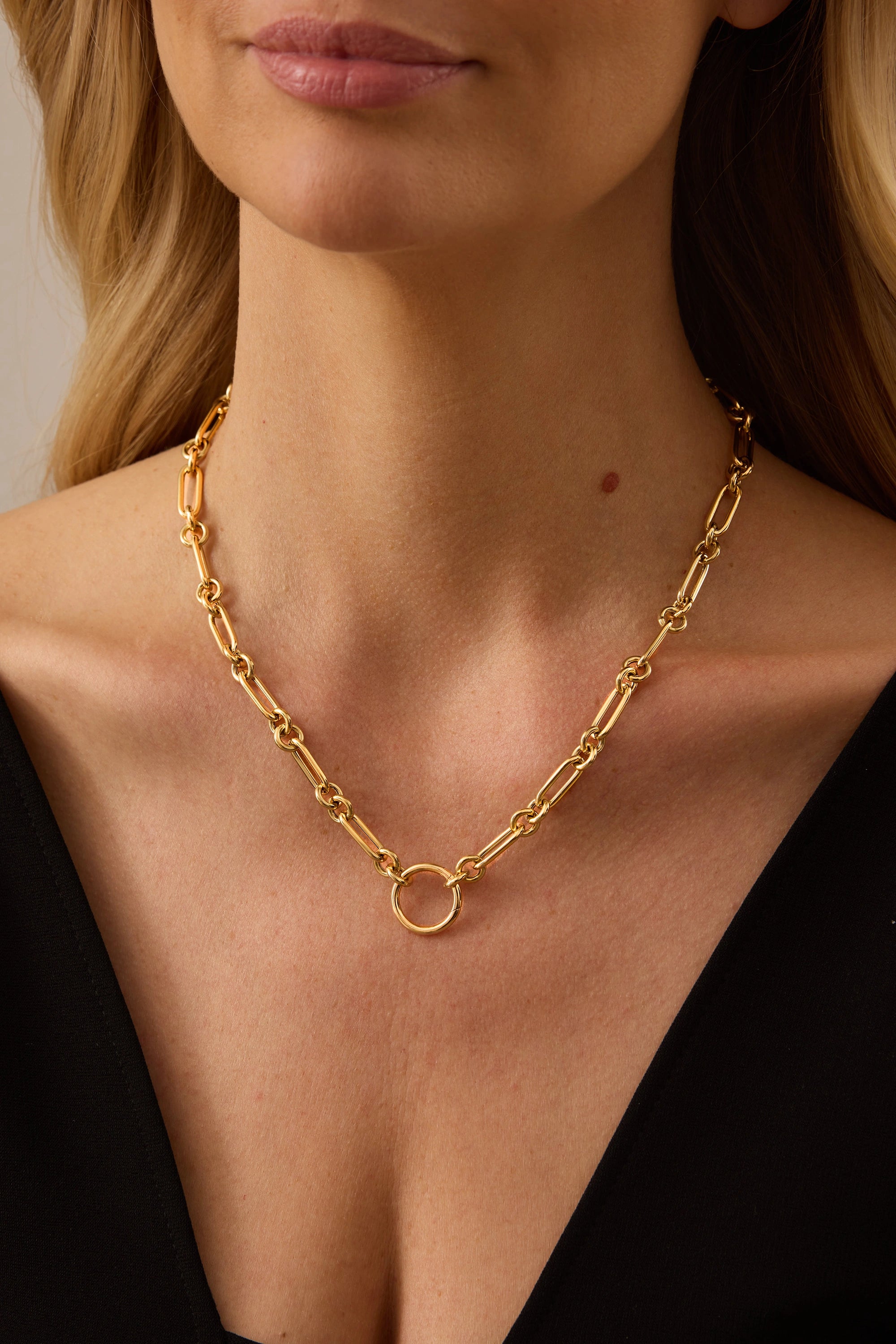 SW Gold Round Paperclip Ring Necklace
