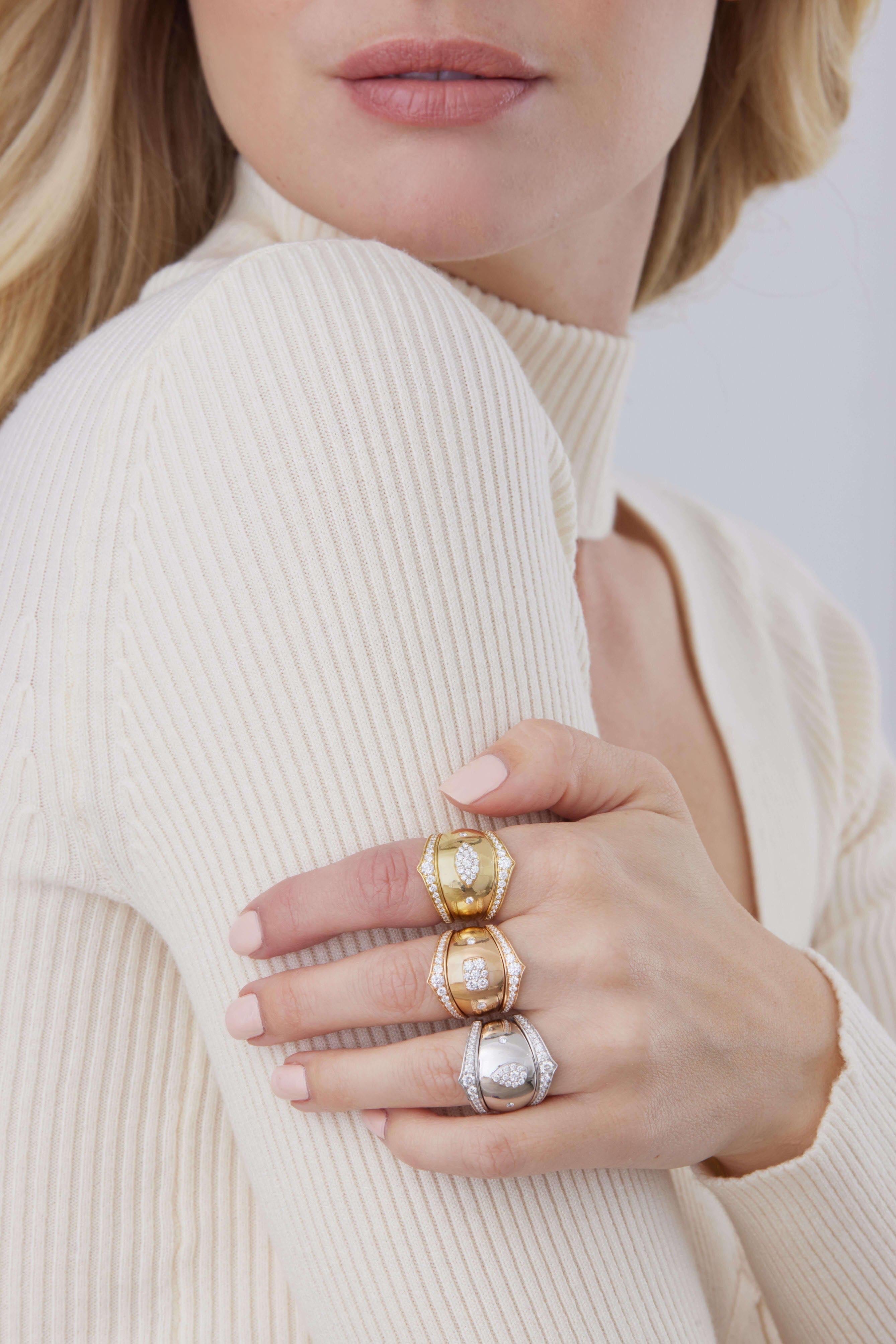 Aurora Illusion Marquise Signet Ring