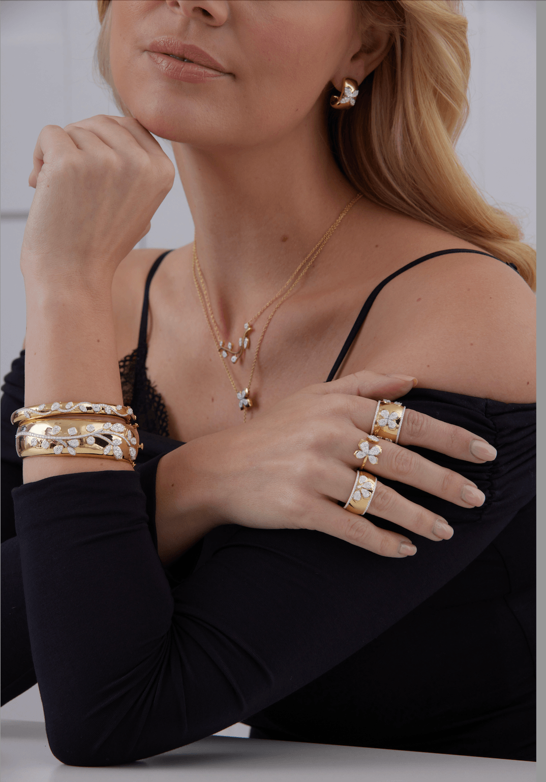 Lierre Reverie Yellow Gold White Diamond Marquise & Pear Cluster Bangle - Sara Weinstock Fine Jewelry