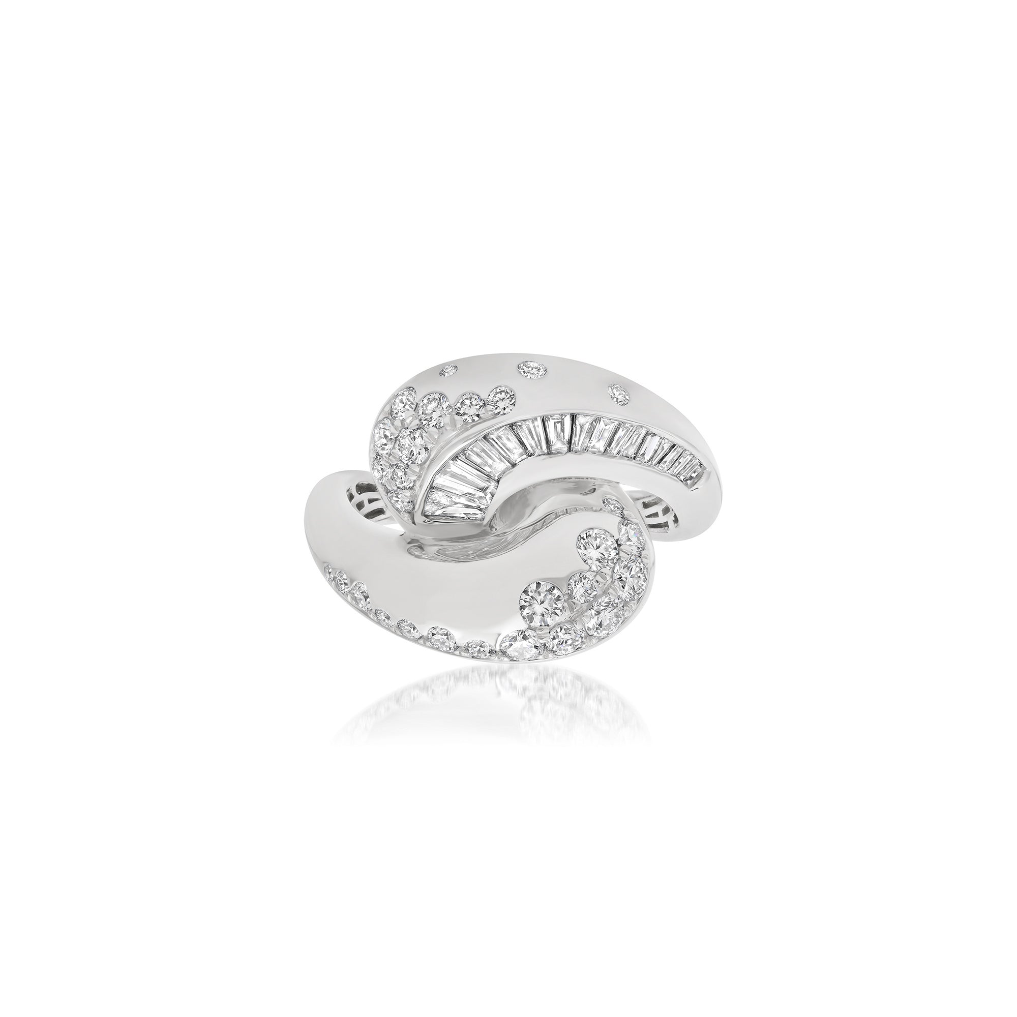 Papua Gold & Diamond Wave Bypass Ring