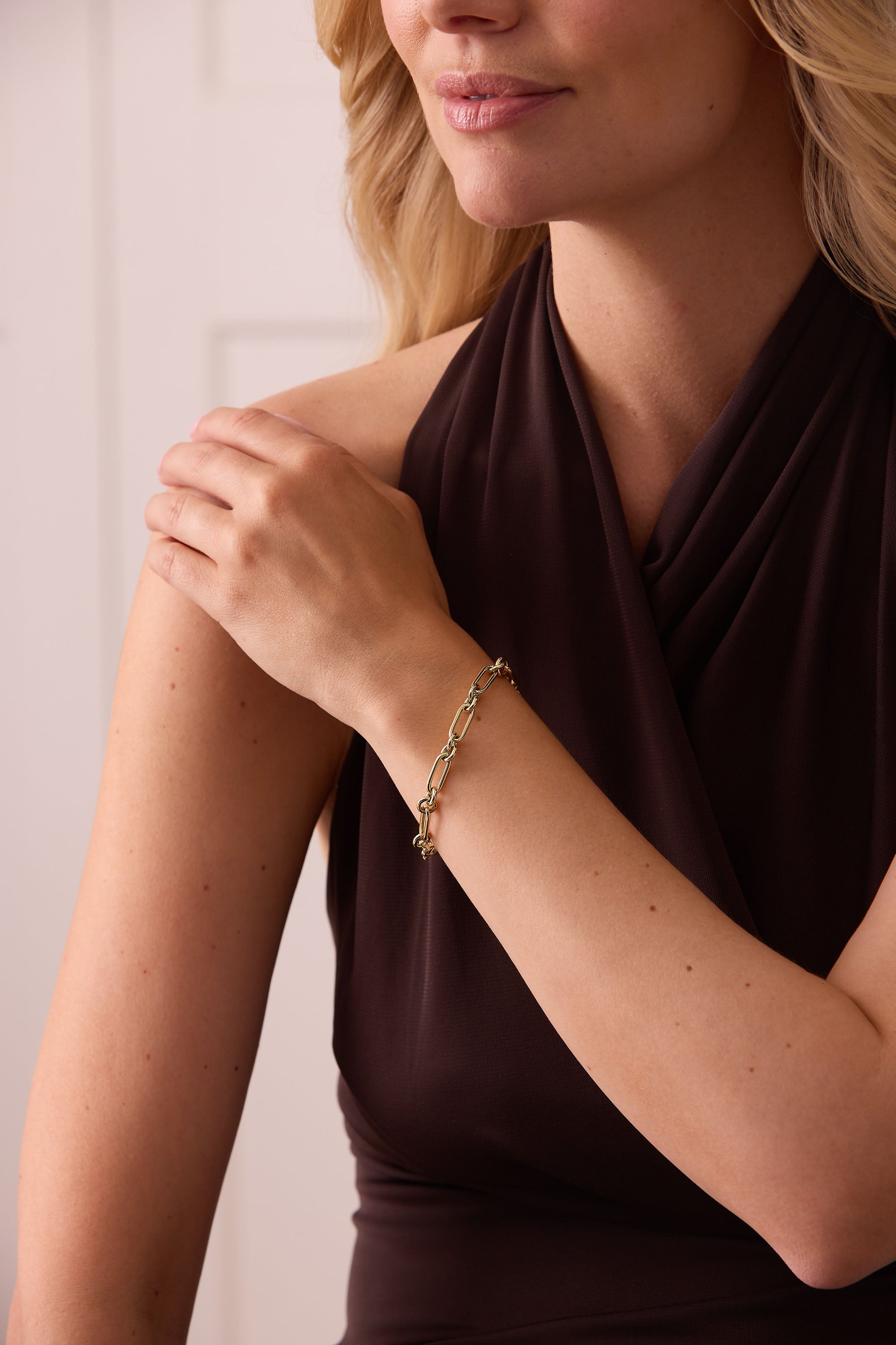 SW Gold Round Paperclip Bracelet