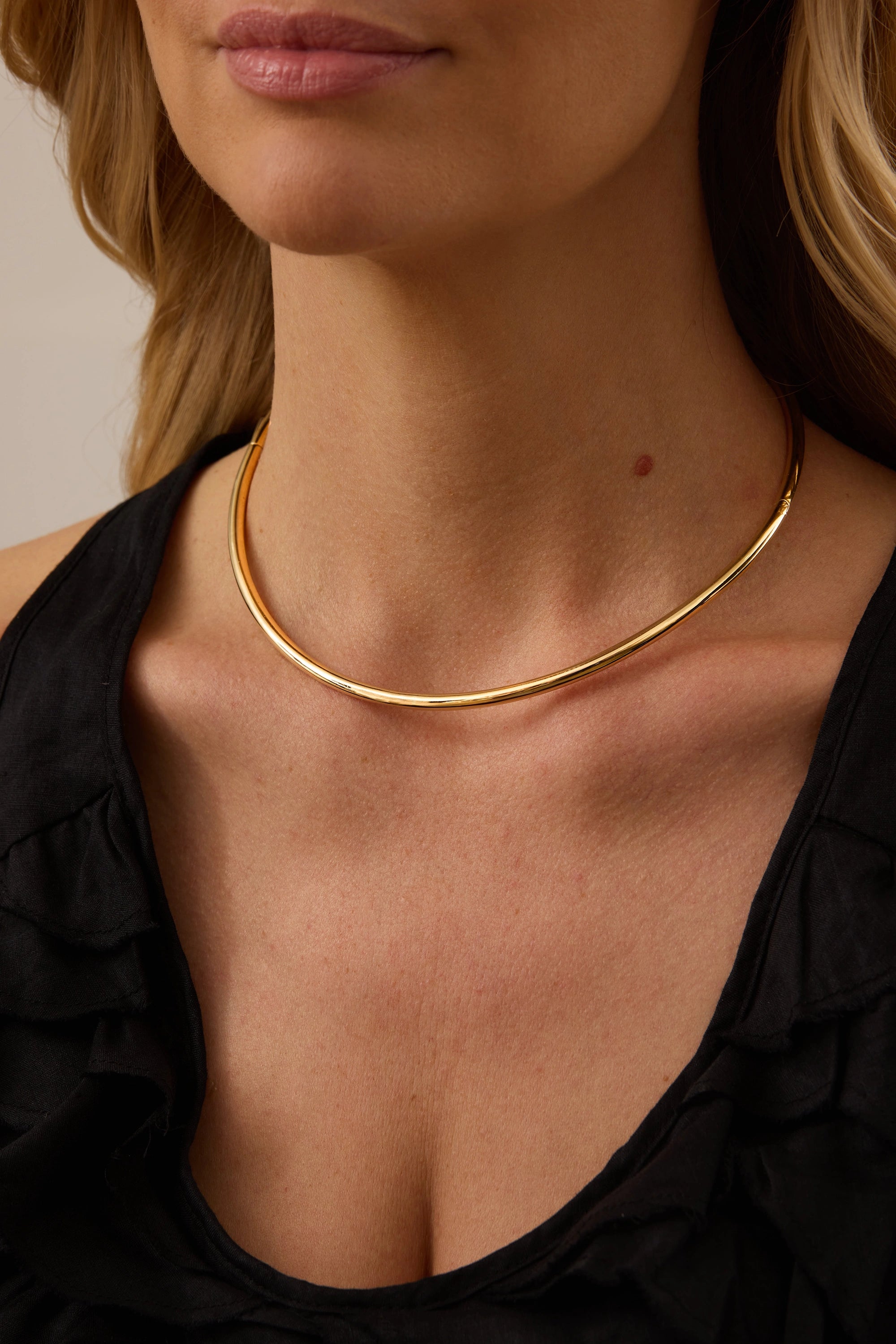 SW Gold Tube Choker