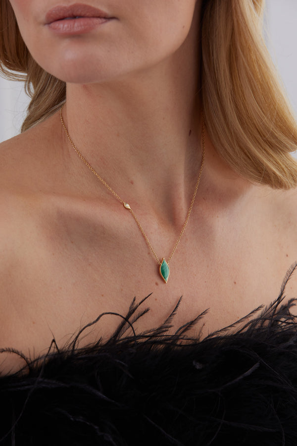 Donna Malachite and Gold Vertical Pendant Necklace