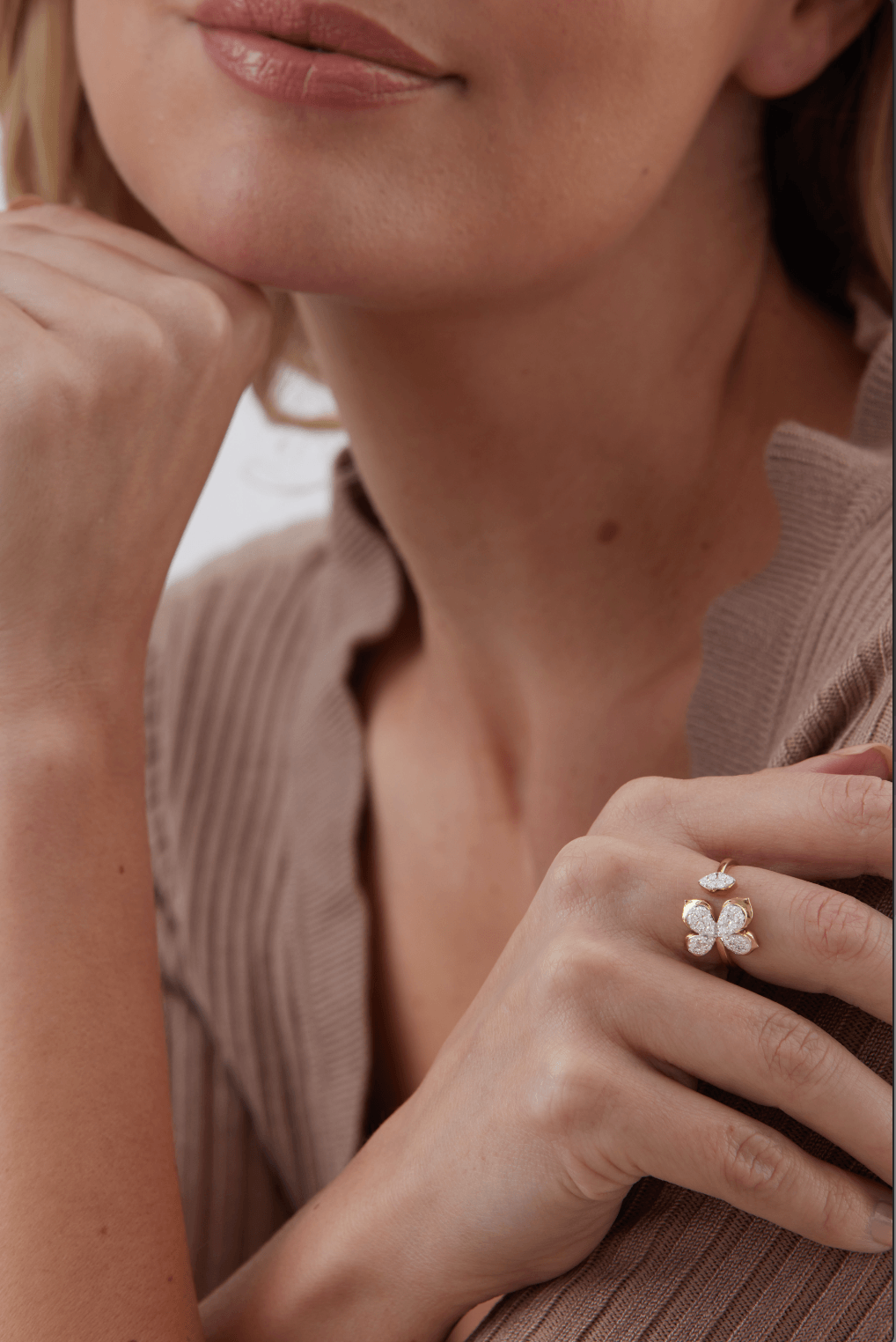 Lierre Yellow Gold White Diamond 4 Pear Clusters & 1 Marquise Open Ring - Sara Weinstock Fine Jewelry