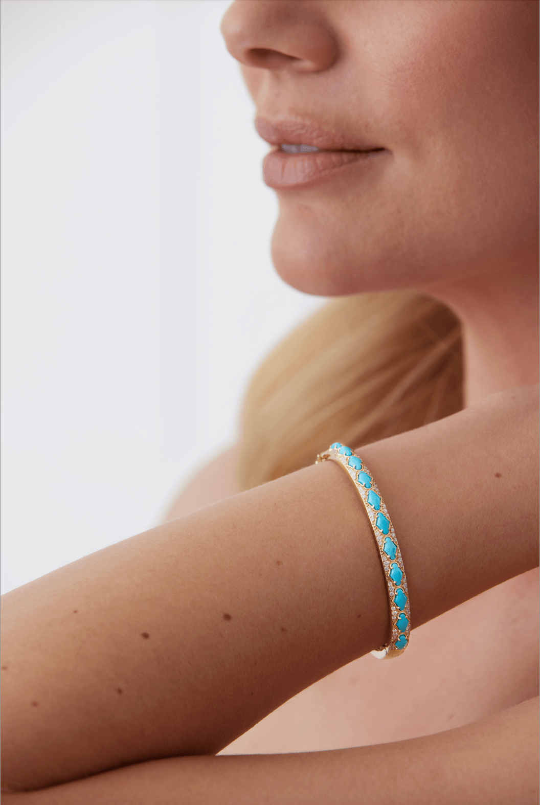 Lucia Yellow Gold Turquoise Bangle - Sara Weinstock Fine Jewelry